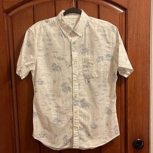 Gap Hawaiian Print Short Sleeve Button Down Size Small